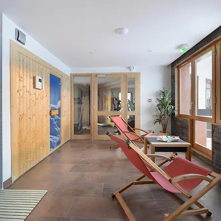 Renove Avec Parking Gratuit Et Vue Mont Blanc - Fr-1-181-2086
